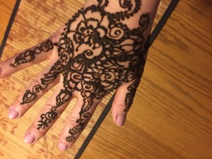 Henna Hand Jennifer